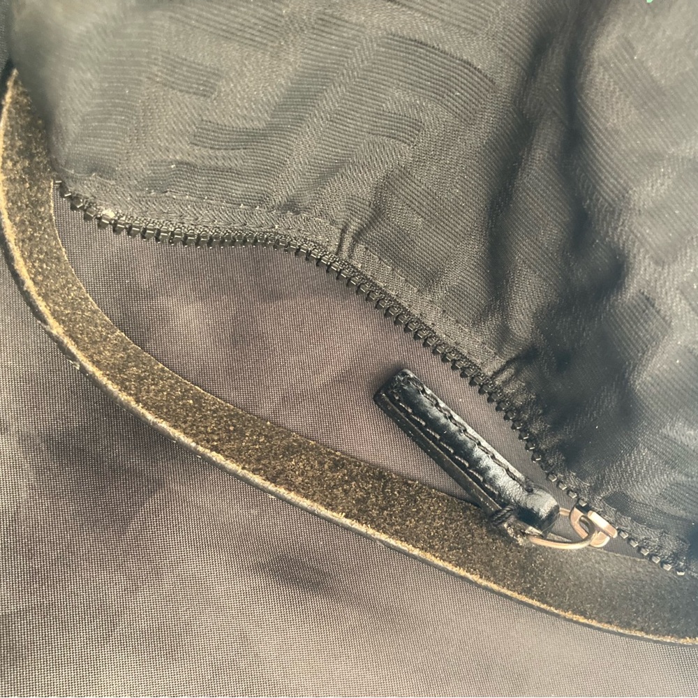 Authentic Mini Fendi Purse - Picture 9 of 14